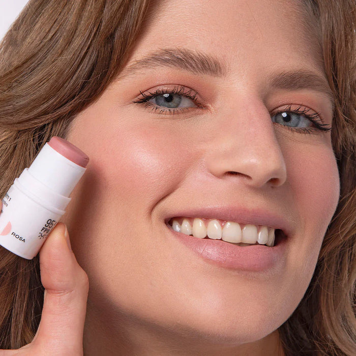 OIlie Barra 3 en 1 Rubor, Labial y Sombra FPS 95