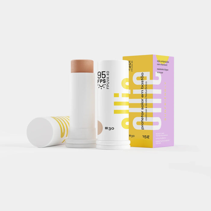 Protector Solar en Barra Con Color FPS 95 - ¡Increíblemente práctico! Protector Solar en Barra Con Color de Ollie ofrece una cobertura media, larga duración y FPS 95 con FPUVA 40. Es ideal para todo tipo de piel, tiene un acabado sin brillo además de ayud